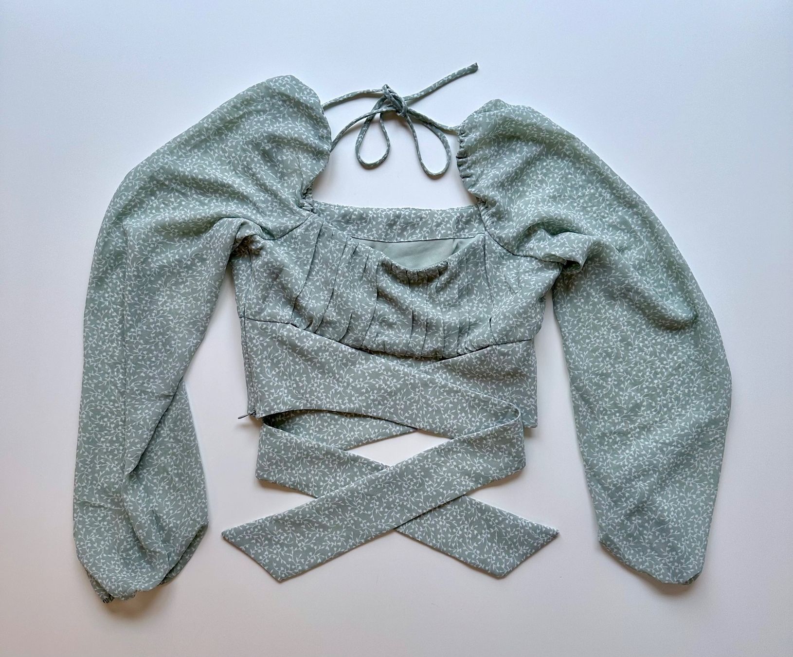 Top: PAMELA yoga top – Usato da Lausanne venduto da Colinwidmer 2