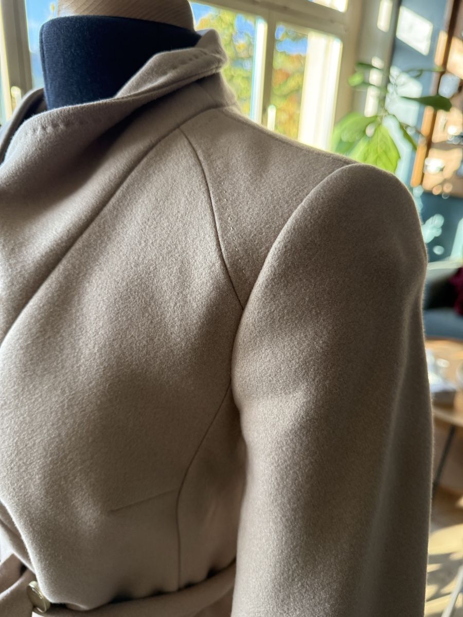 Mäntel: Ted Baker Mantel beige mit Bindegürtel  – Neu (gemäss Beschreibung) aus Dietikon von lui_v6cj 4