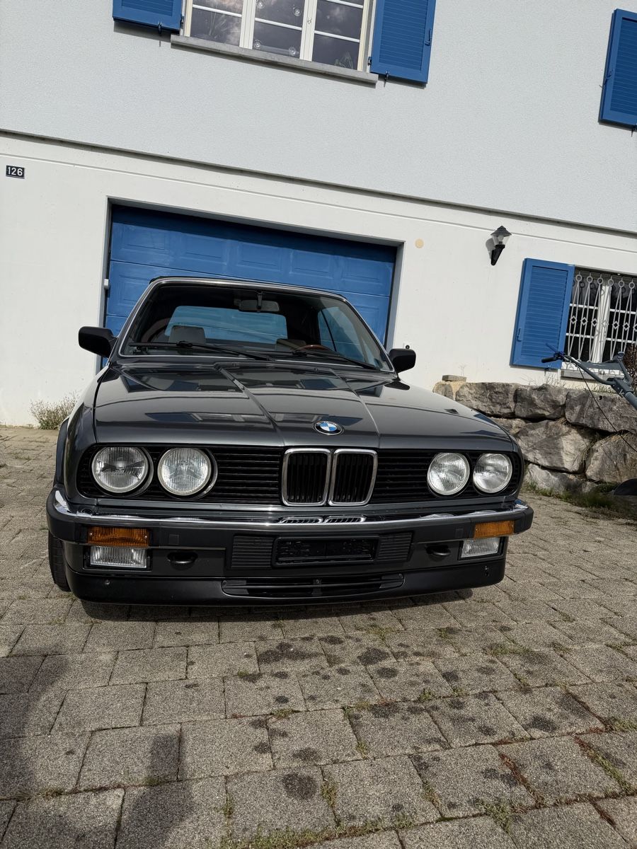 BMW Autos: BMW e30 325i Cabrio  – Gebraucht aus Rümlingen von Secondhand_statt_neu