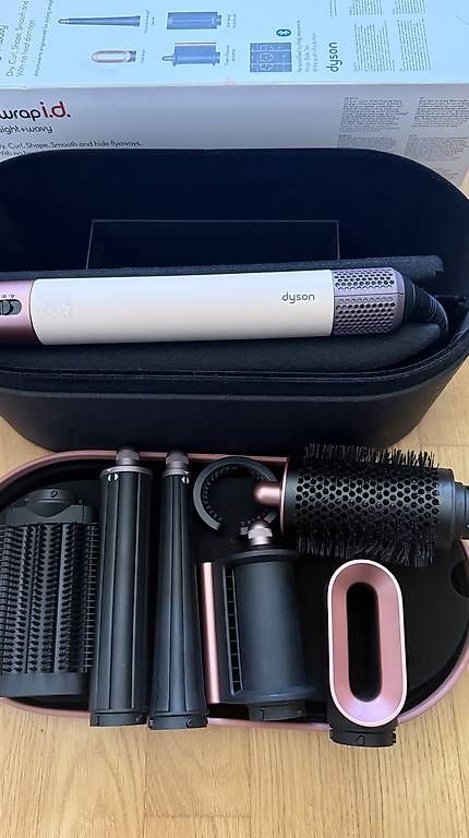 Asciugacapelli: Dyson Airwrap i.d – Usato da Effretikon venduto da lil_vgd5 2