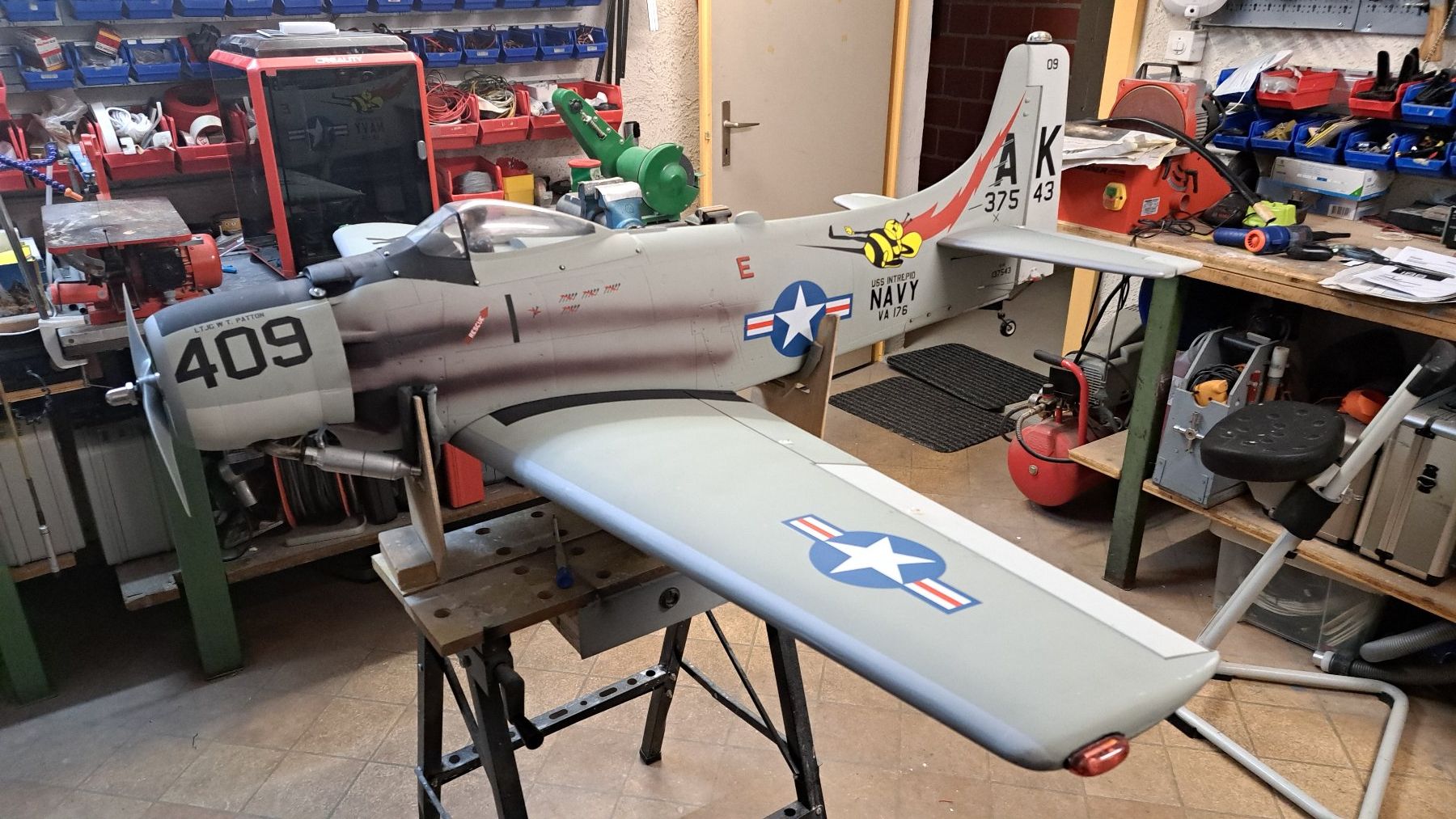 Modellismo RC: Skyraider A1 – Nuovo (secondo la descrizione) da Fislisbach venduto da Pires1 2