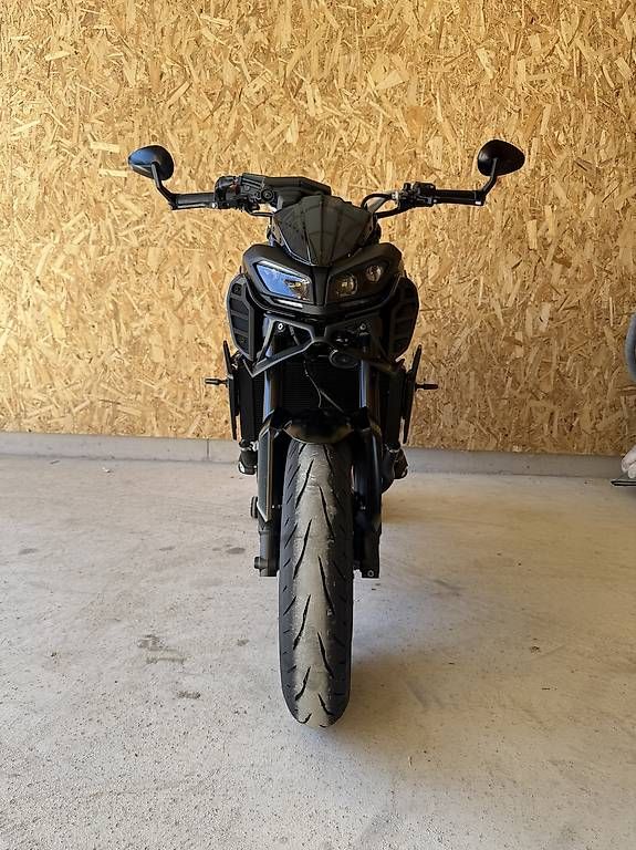 Strada: YAMAHA MT-09 ABS – Usato da Sins venduto da ll1996 2
