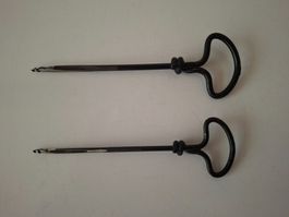 2 antike Hand- / Holzbohrer  Werkzeug  Vintage
