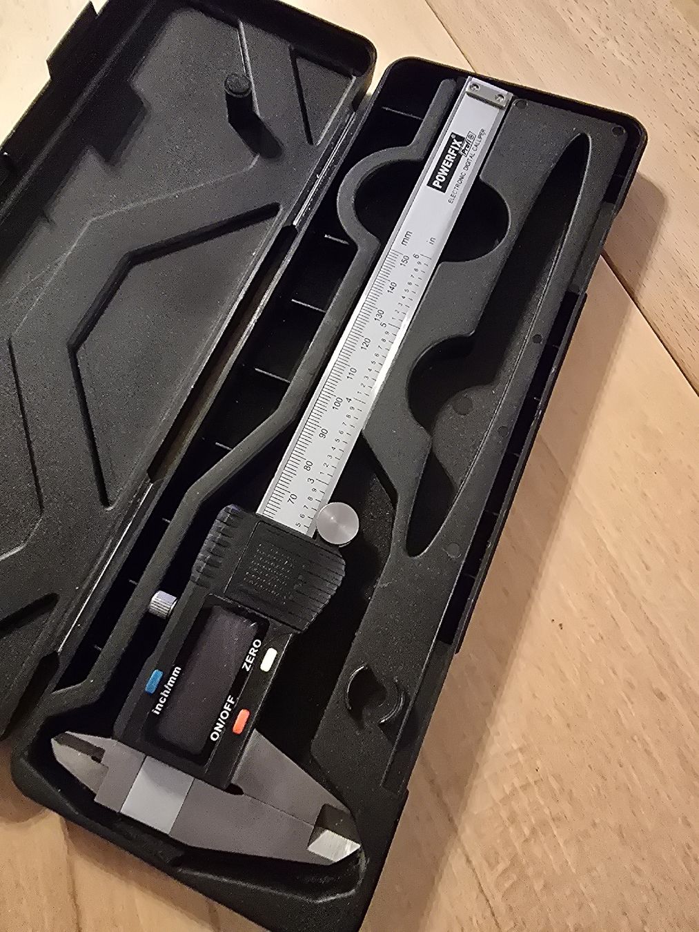Misurare: Digital Caliper Powerfix  – Usato da Romanshorn venduto da car_hx67 1