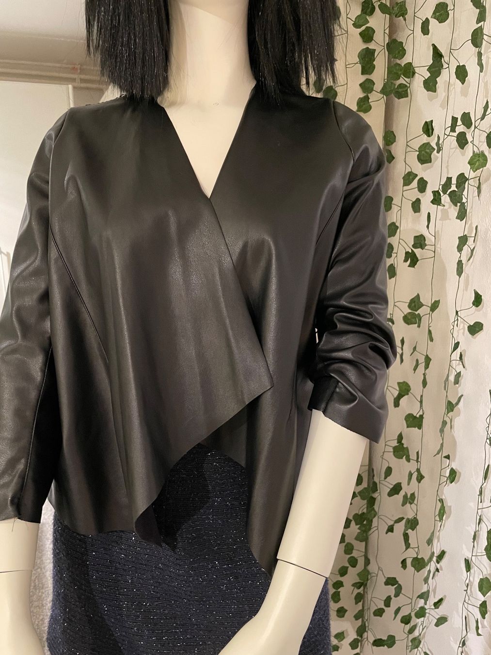 Top: Blouson de soirée 36 – Nuovo (secondo la descrizione) da Genève venduto da flocon06 3