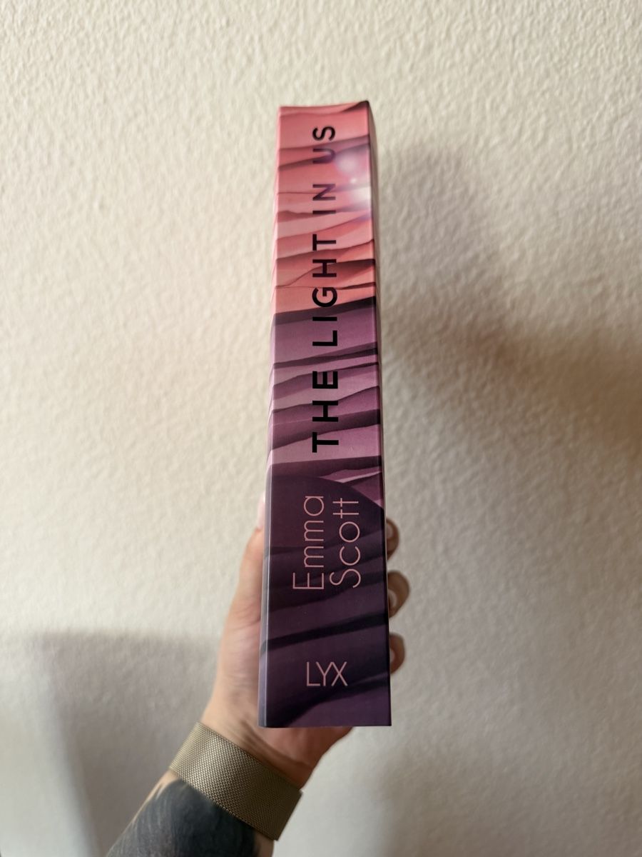 Libri: The Light in us – Usato da Frenkendorf venduto da united44 2