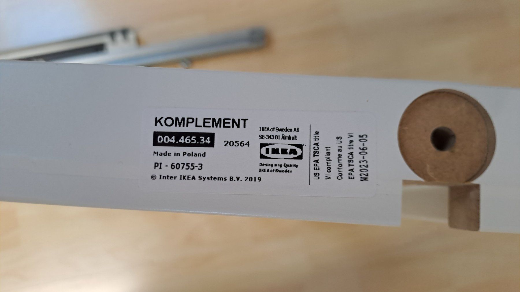 Supporti a parete: Ikea Pax Komplement Hosenaufhängung – Usato da Eschenbach SG venduto da Amarilis4 3