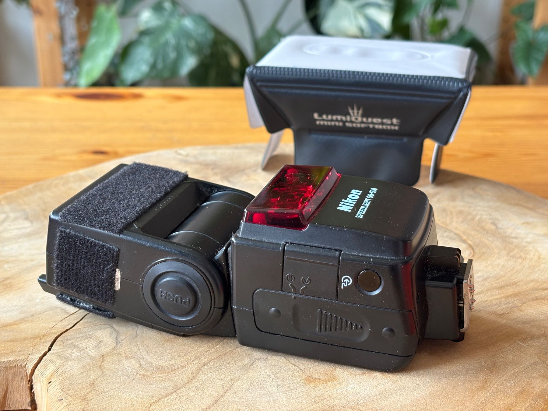 Nikon Flash: Nikon Speedlight SB-600 Blitzgerät mit LumiQuest Softbox – Usato da Igis venduto da sze_c5px 2