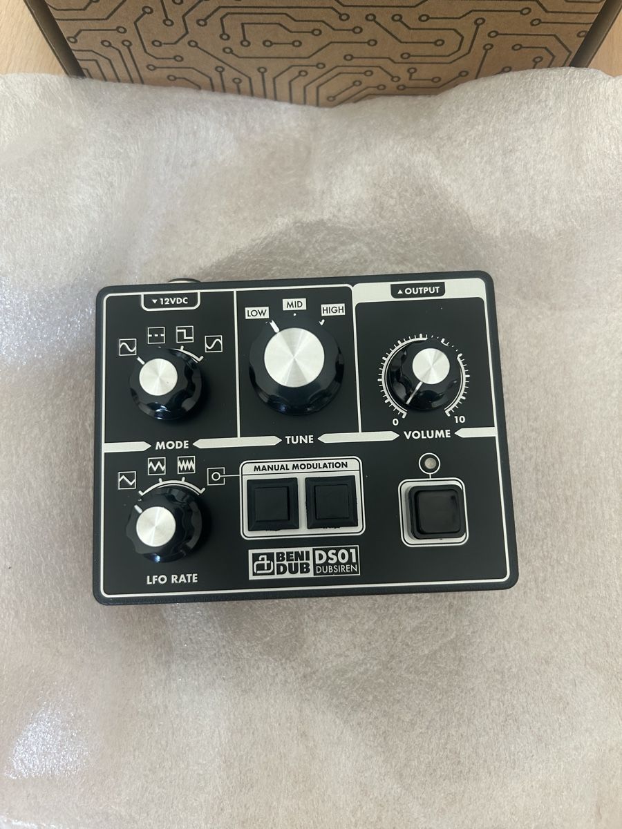 Strumenti musicali: Benidub DS01 Dub Siren – Nuovo e nell'imballaggio originale da Genève venduto da tobolobo 1