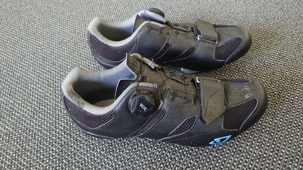 Peloton Damen Fahrradschuhe - Perfekte Passform Für Dein Homecycling