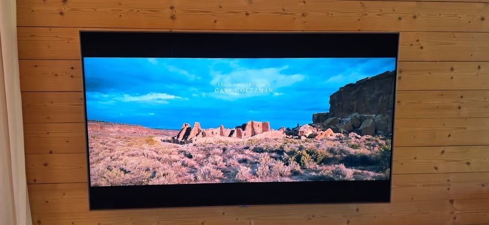 Samsung Fernseher: Samsung 55" TV QLED Q90R – Gebraucht aus Le Mont-Pèlerin von kiw_9fxb