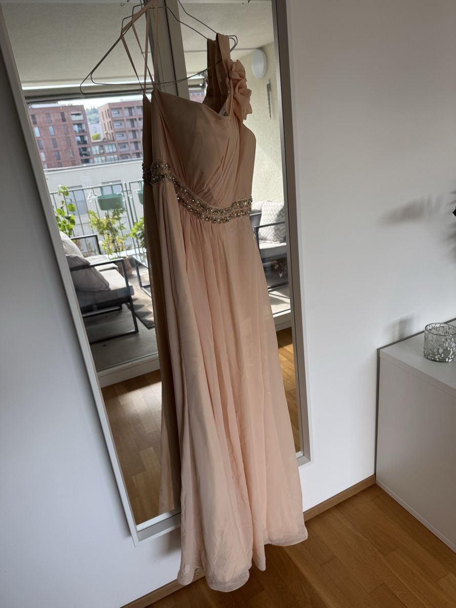 Vestiti: Abendkleid Lang Grösse S – Usato da Regensdorf venduto da Larissa_Ma888 3