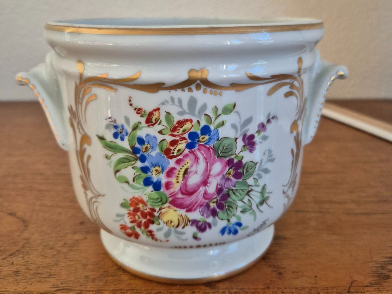Vasen & Gefässe: Cache-pot porcelaine de Couleuvre,  décors or fin  M2 – Gebraucht aus Fully von tameab