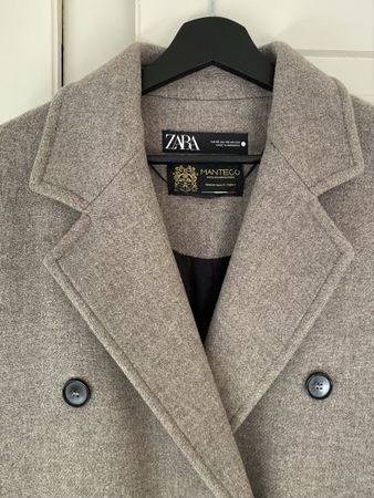 Mantel Zara