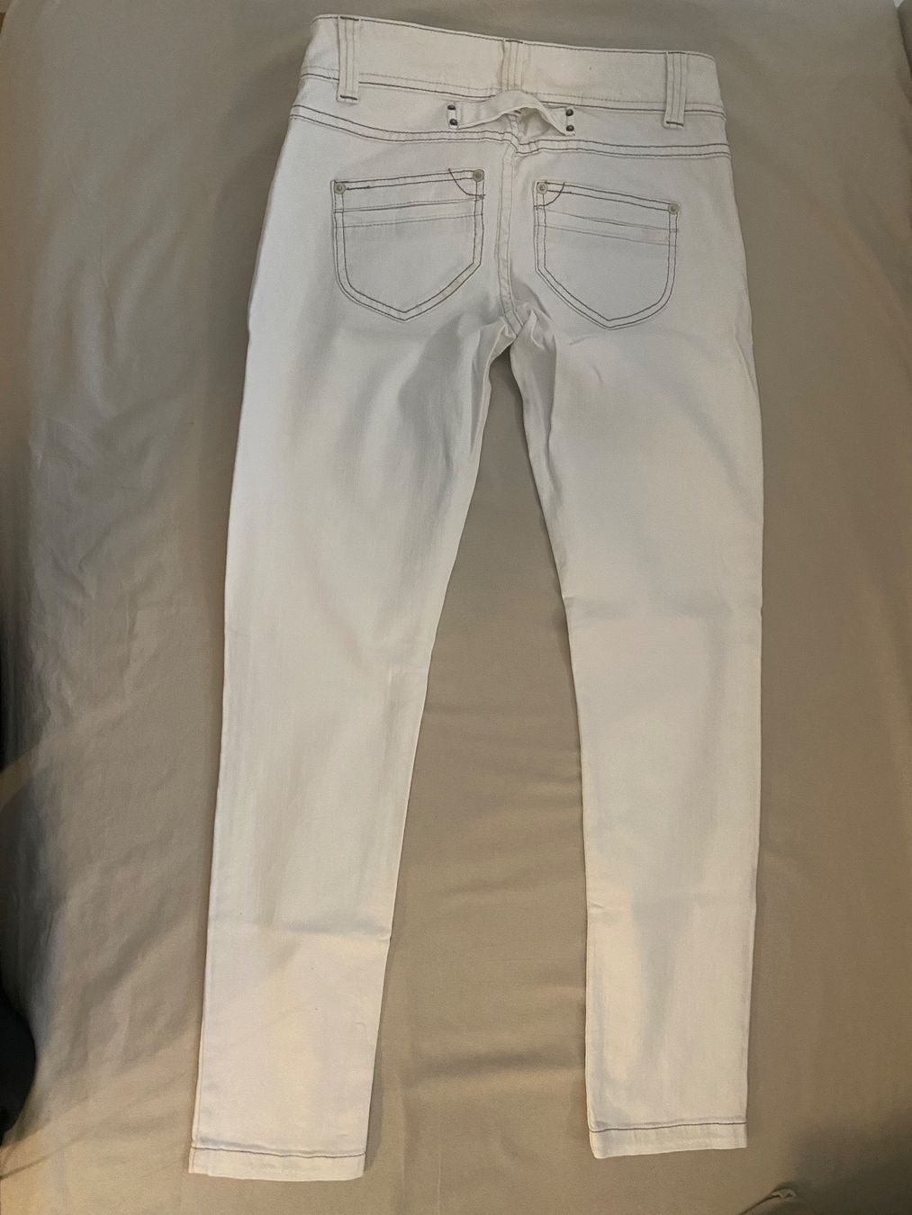 Benetton Pantaloni: Benetton Damenjeans – Nuovo (secondo la descrizione) da Kloten venduto da swarovski16 1