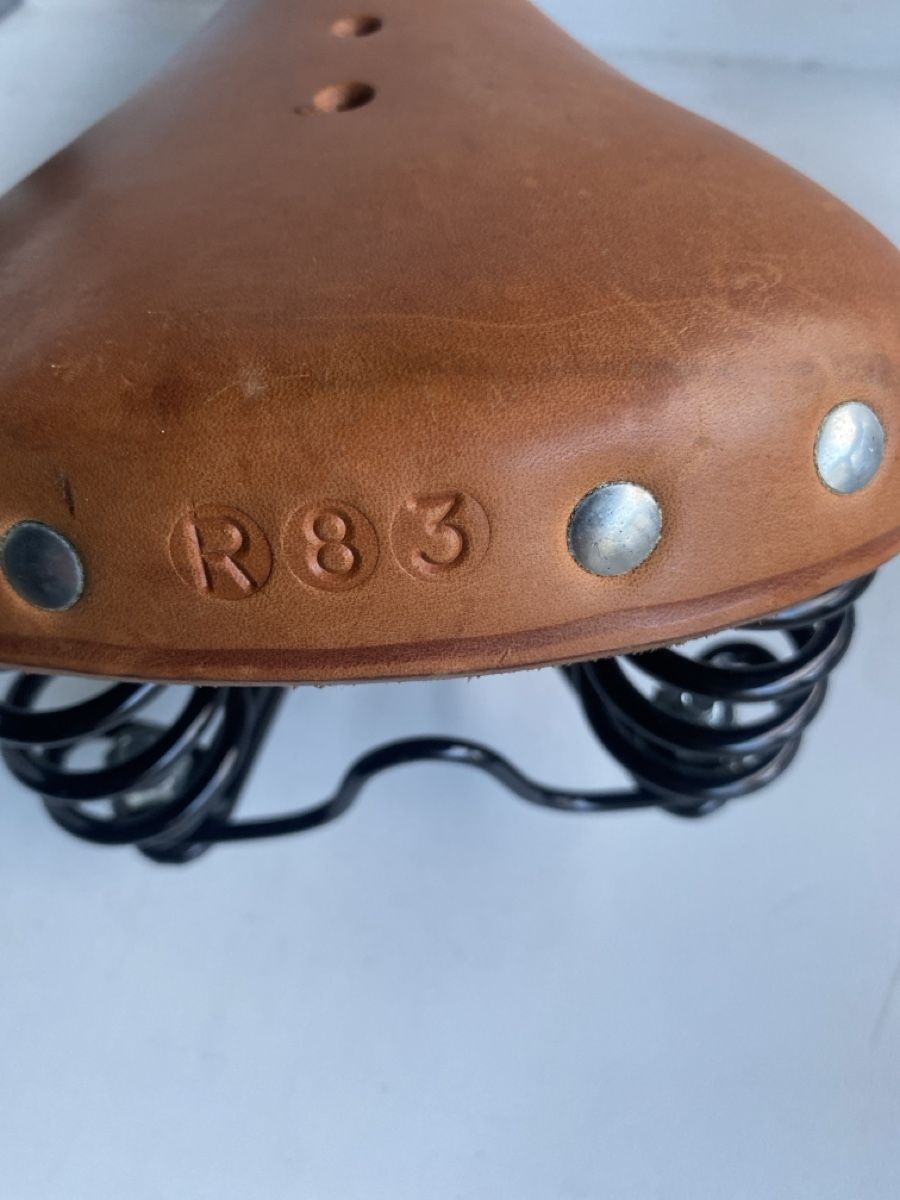 Pièces détachées: Militärvelo Sattel R83 – Neuf avec emballage d'origine à Eiken par Xar58 3