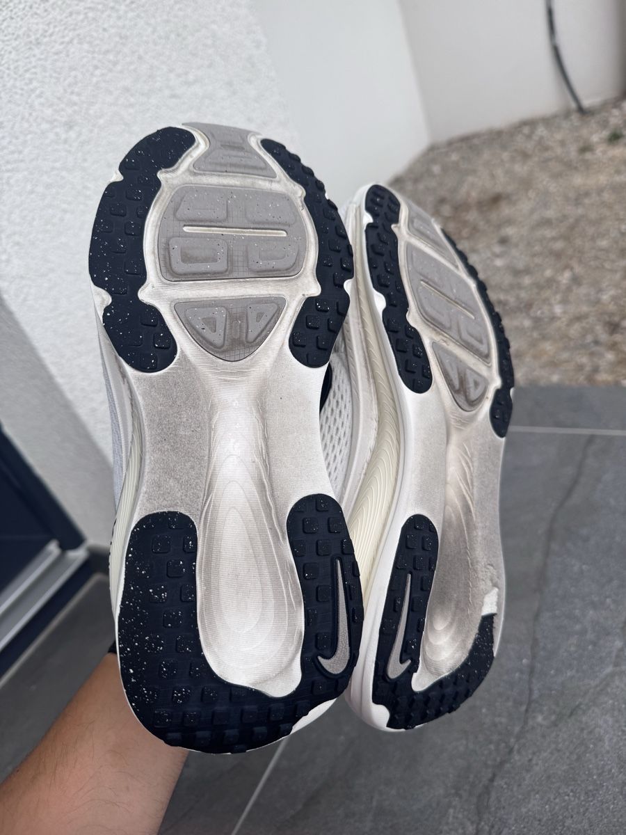 Nike Scarpe da uomo: Nike vomero 18 – Usato da Fribourg venduto da D_17 3