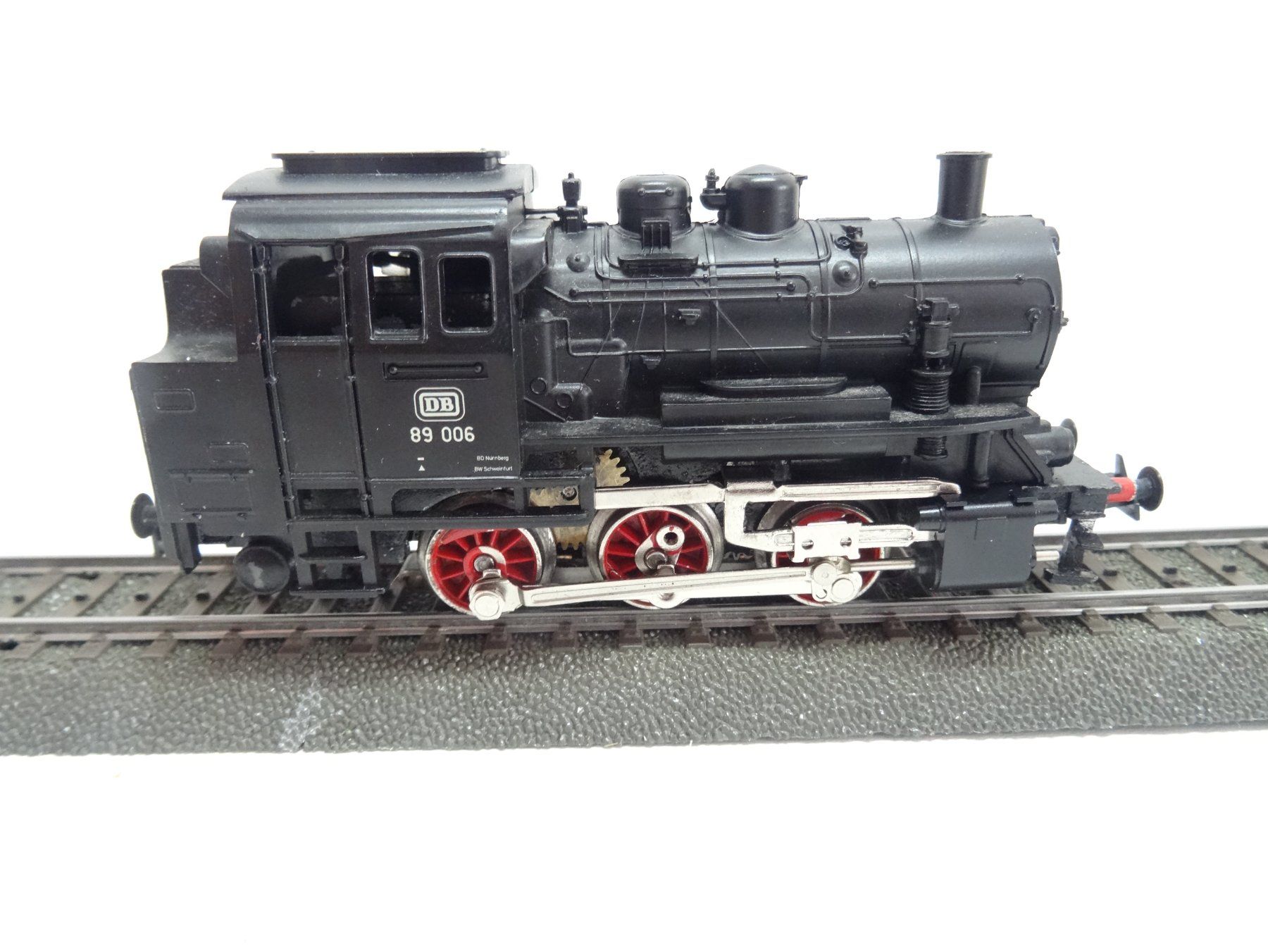 Märklin Modellini di ferrovie: Märklin H0 BR89 006 Tenderlok analog – Usato da Hochdorf venduto da Teger02 3