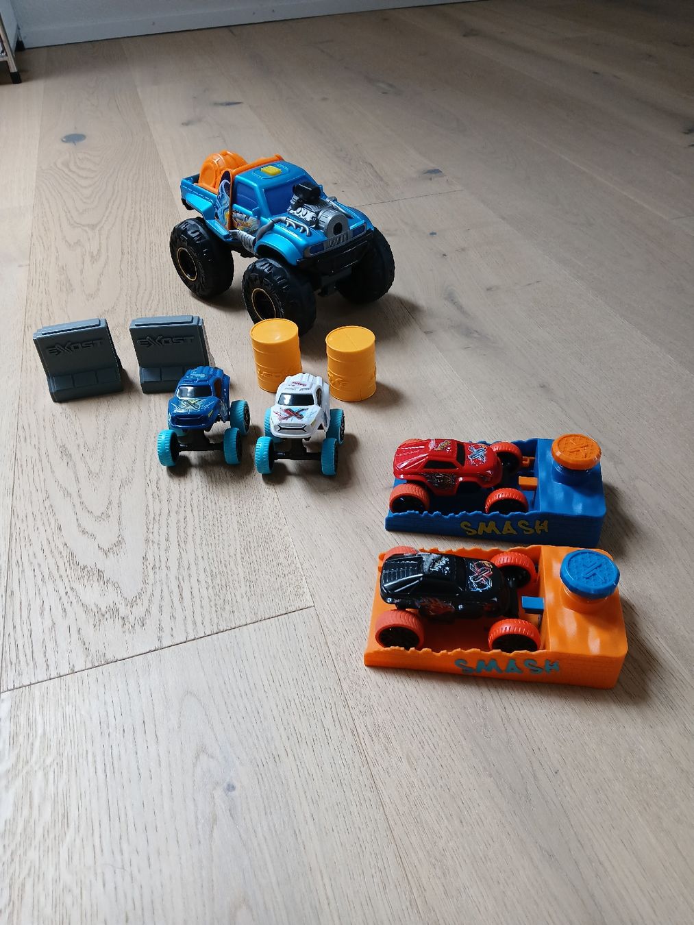 Giocattoli: Smash Trucks – Usato da Näfels venduto da Mc_Bisig