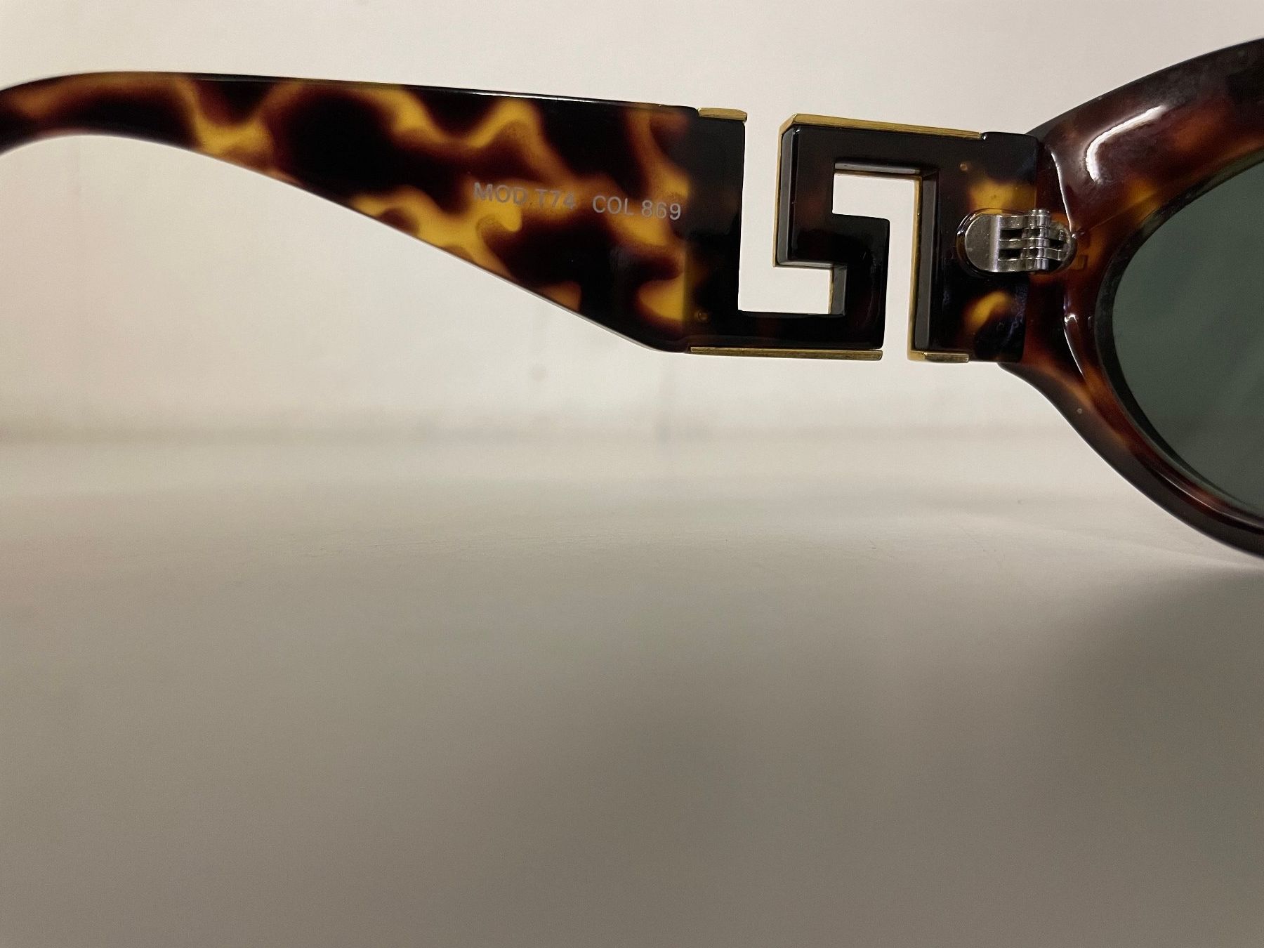 Versace Occhiali & Lenti: lunette GIANNI VERSACE MOD T74 Col 852 – Usato da La Croix (Lutry) venduto da netrajet 4