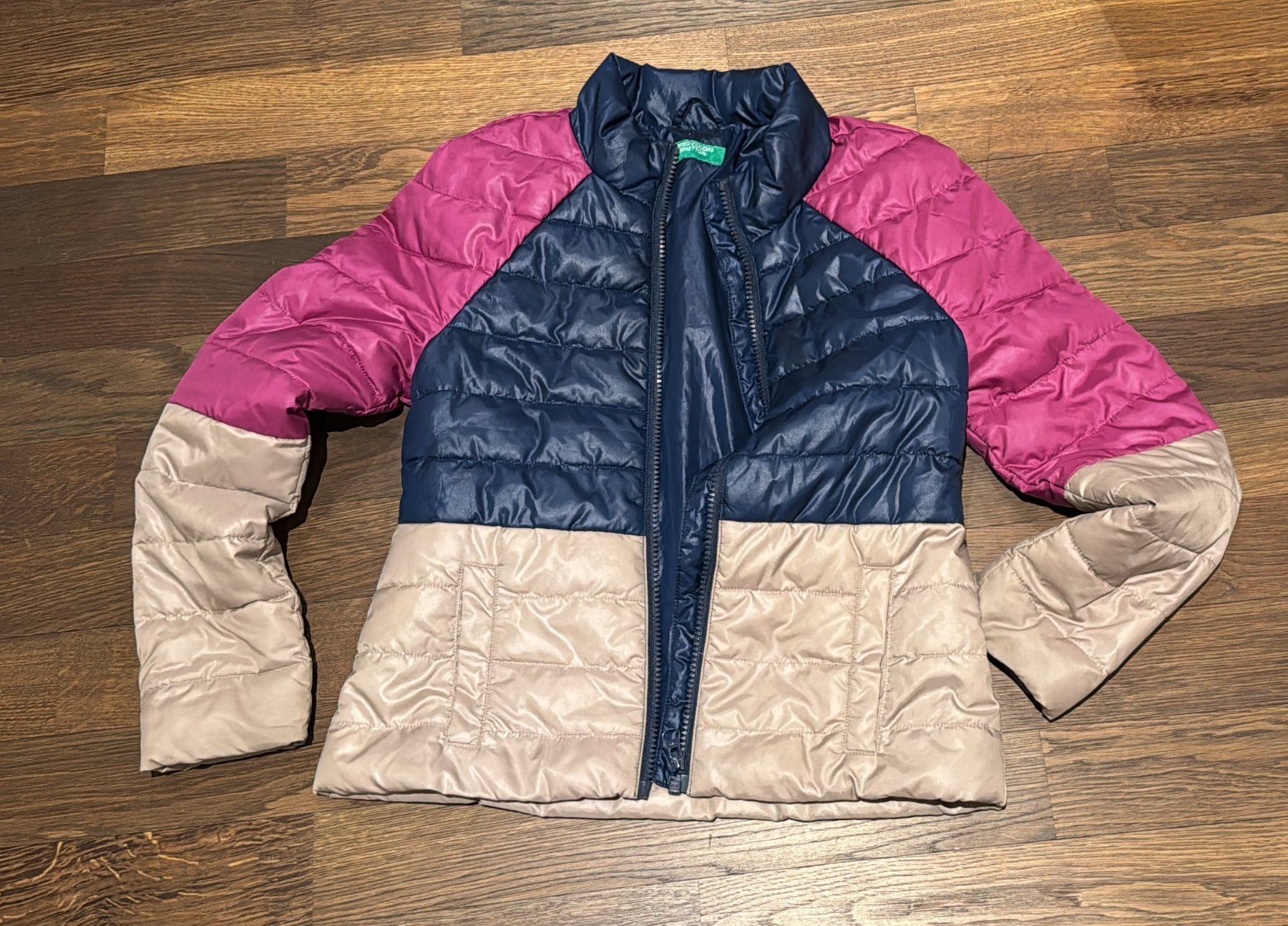 Benetton Jacken & Mäntel: Daunenjacke Benetton Gr. 140 – Gebraucht aus Würenlos von CaSteSeNievis