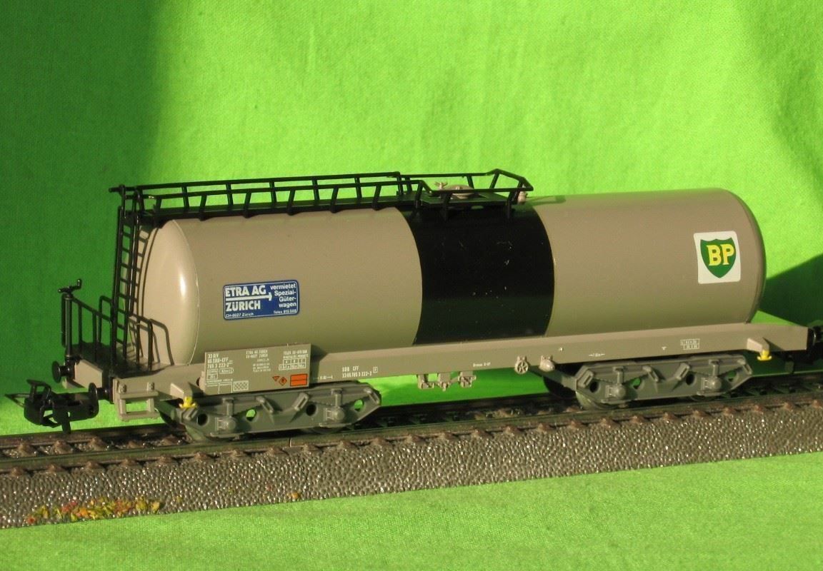 Modellini di ferrovie: SBB Vierachs-Kesselwagen BP ETRA mo3**** – Nuovo (secondo la descrizione) da Winterthur venduto da Ricardo211