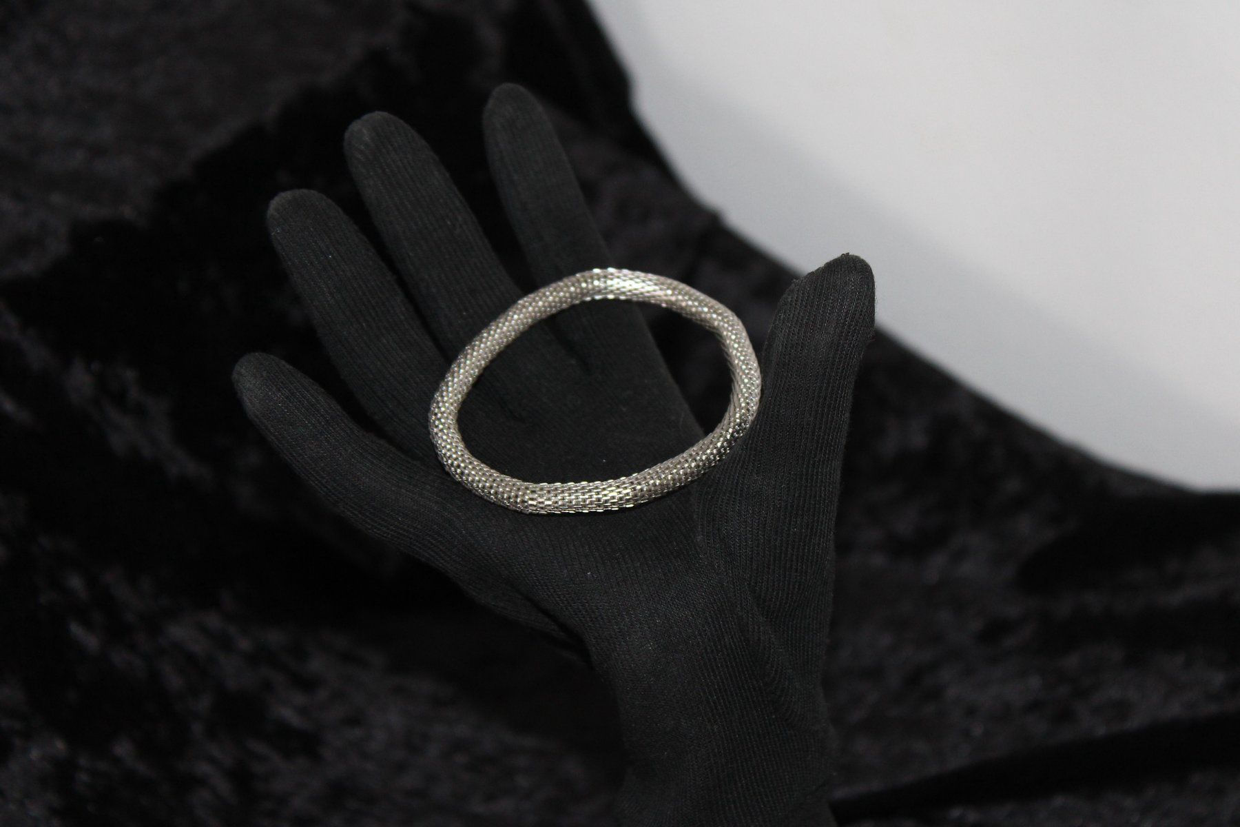 Armbänder & -reifen: Armband , – Gebraucht aus Locarno von madame-tus-sauds 2