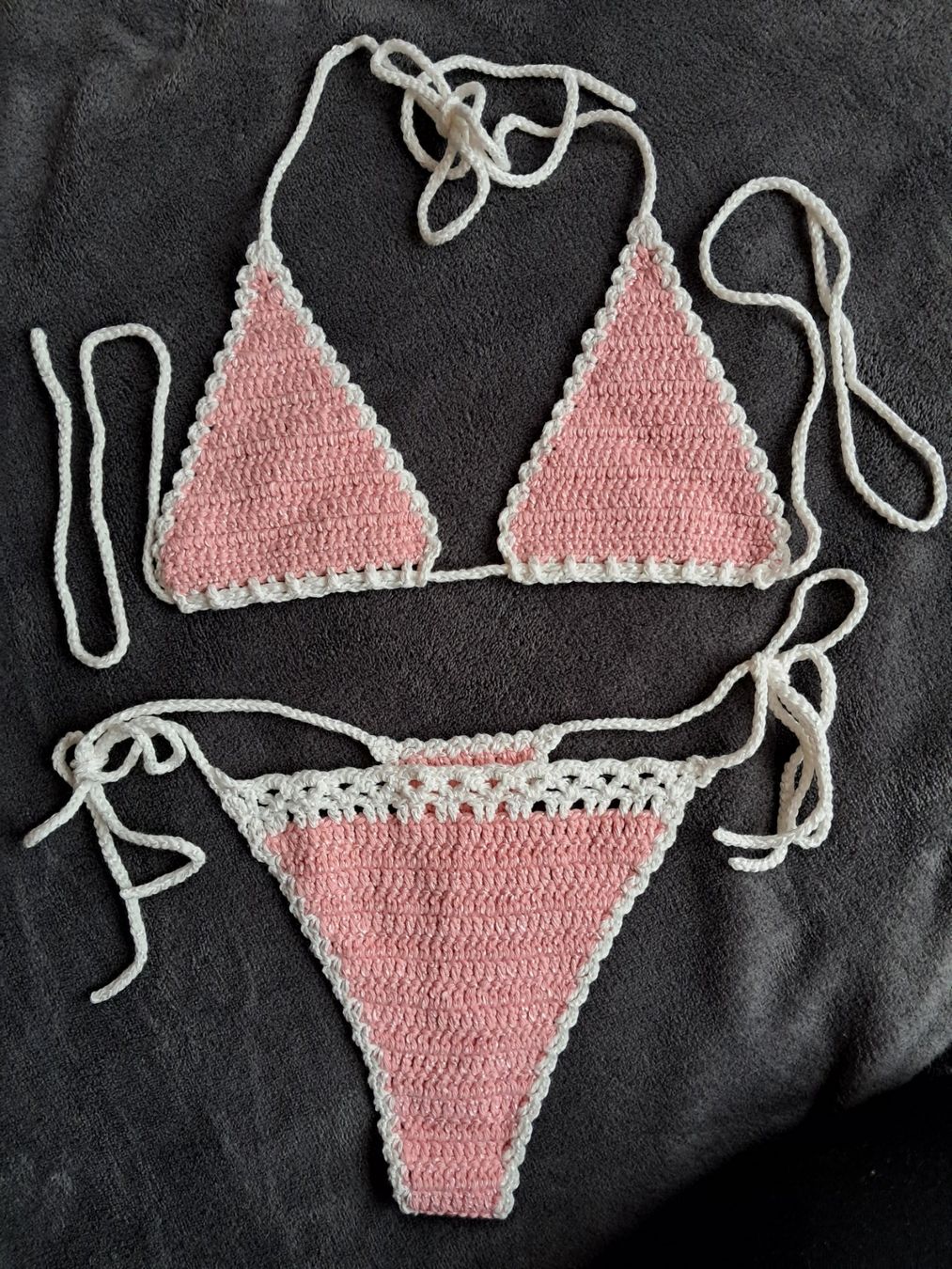 Badekleider & Bikinis: Häkel Bikini Set (String) handgemacht - grosse S – Neu (gemäss Beschreibung) aus Dübendorf von aga1_b