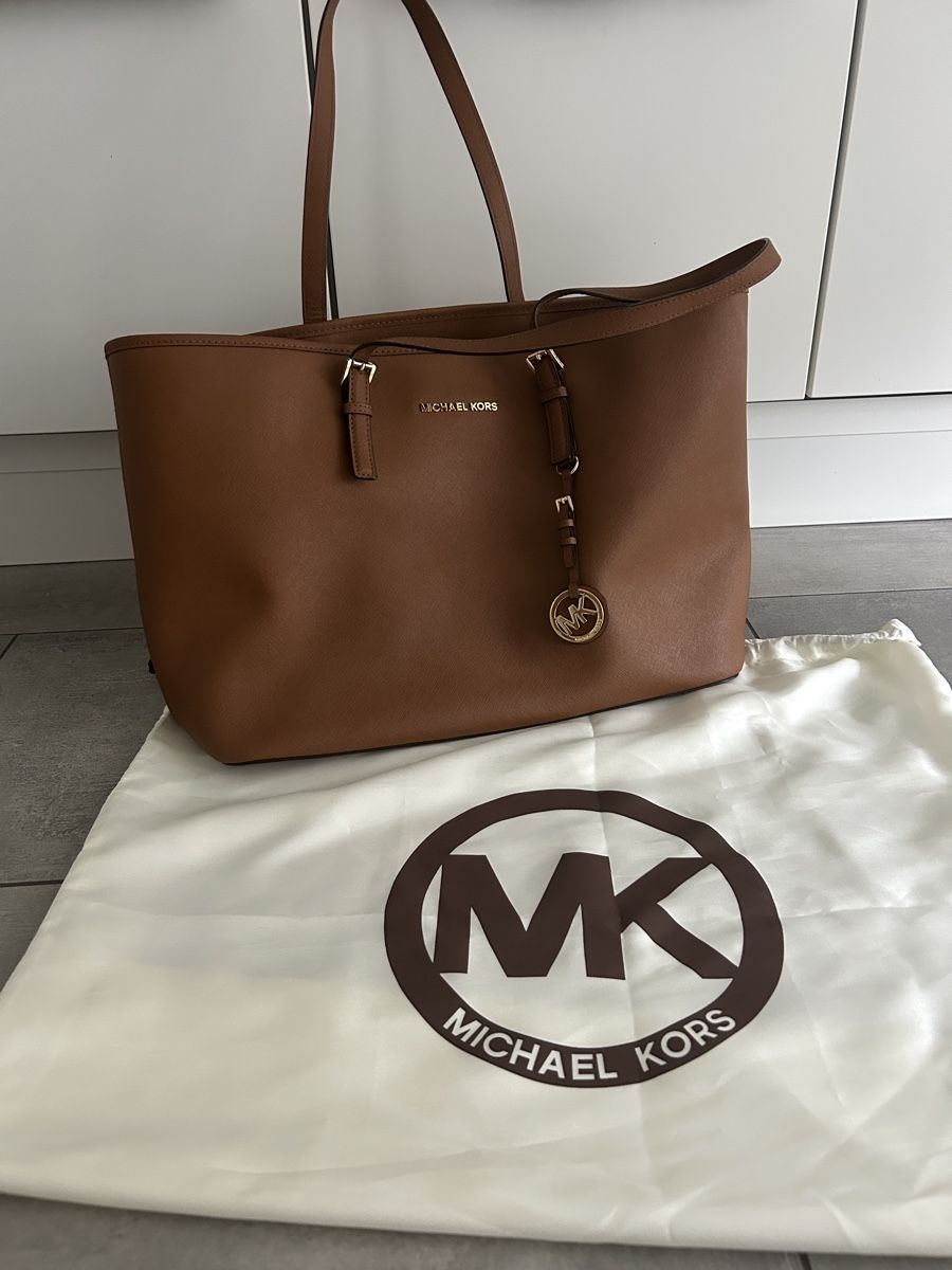 Michael Kors Sacs femmes: Michael Kors Shopper braun – D'occasion à Engelburg par Quinti15