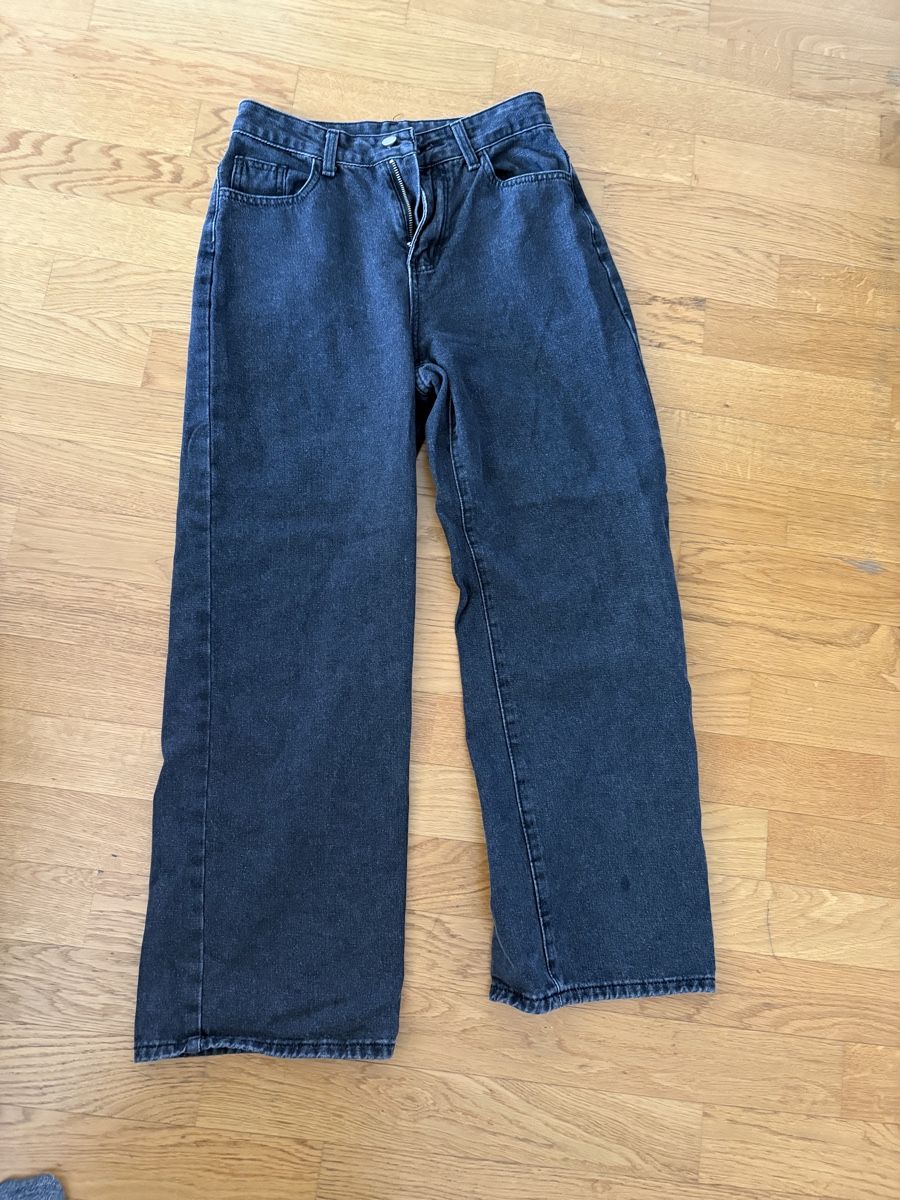 Shein Jeans: Schwarze Jeans, High waist, Gr. 36 / S – Gebraucht aus Beromünster von msklef