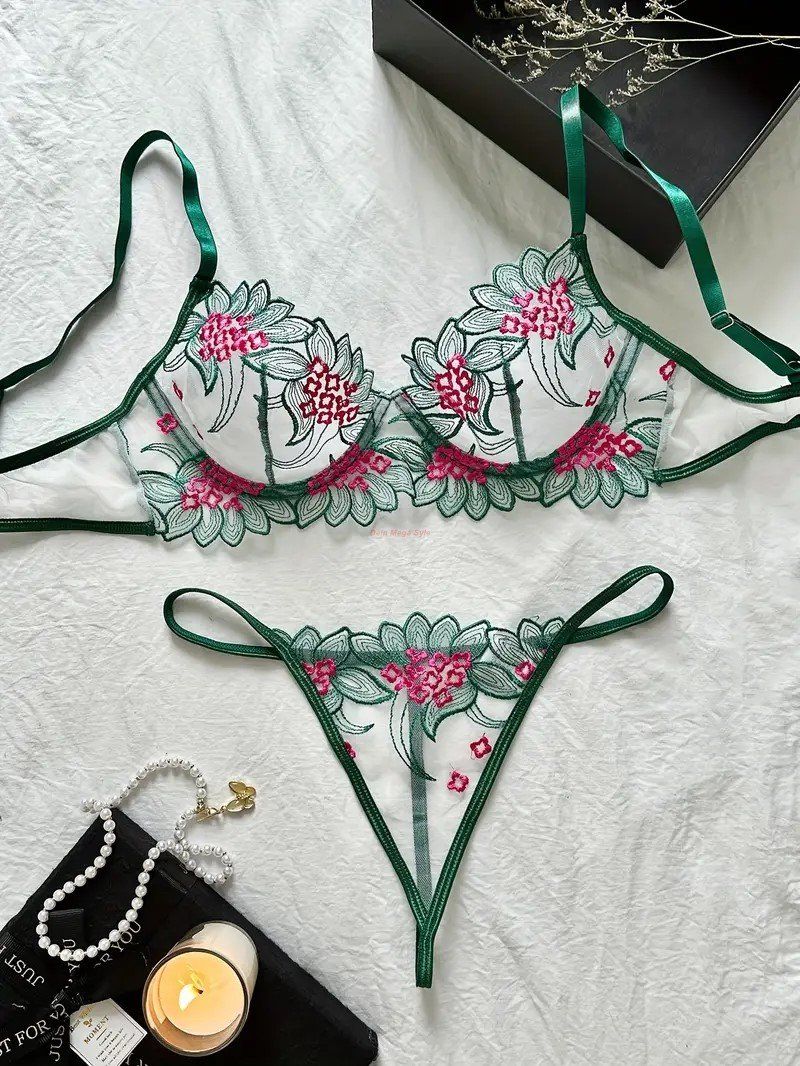 Altra biancheria intima: 3 Teiler Dessous in 2 Grössen – Nuovo e nell'imballaggio originale da Dallenwil venduto da erotic321meins 1