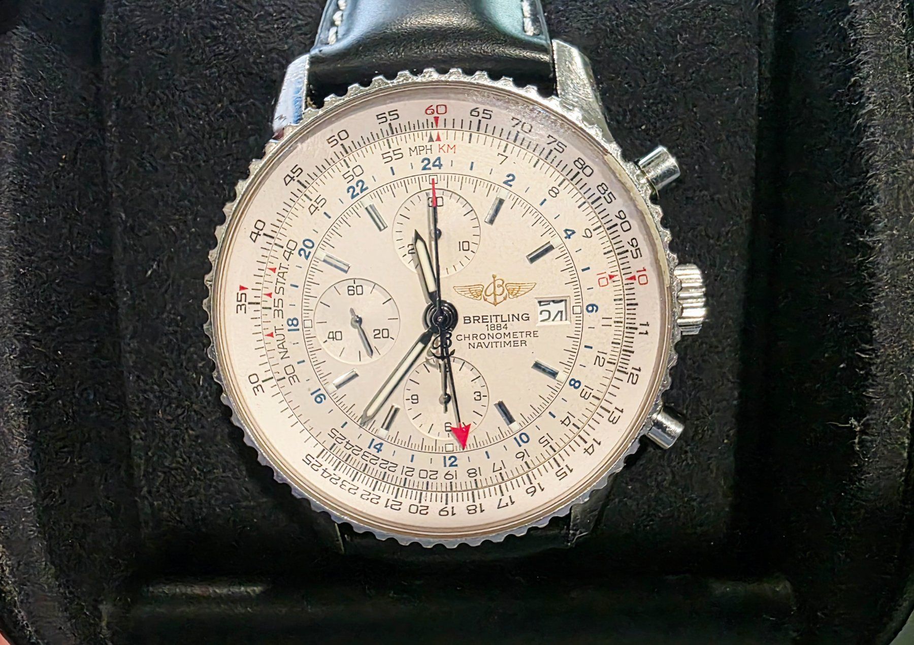 Breitling Uhren: Breitling Navitimer World GMT 46mm – Gebraucht aus Winterthur von Navitimer