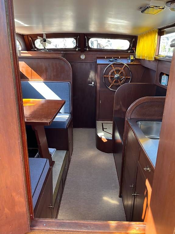Bateaux: Super van craft 860 – D'occasion à Lausanne par fab_j9l2 2