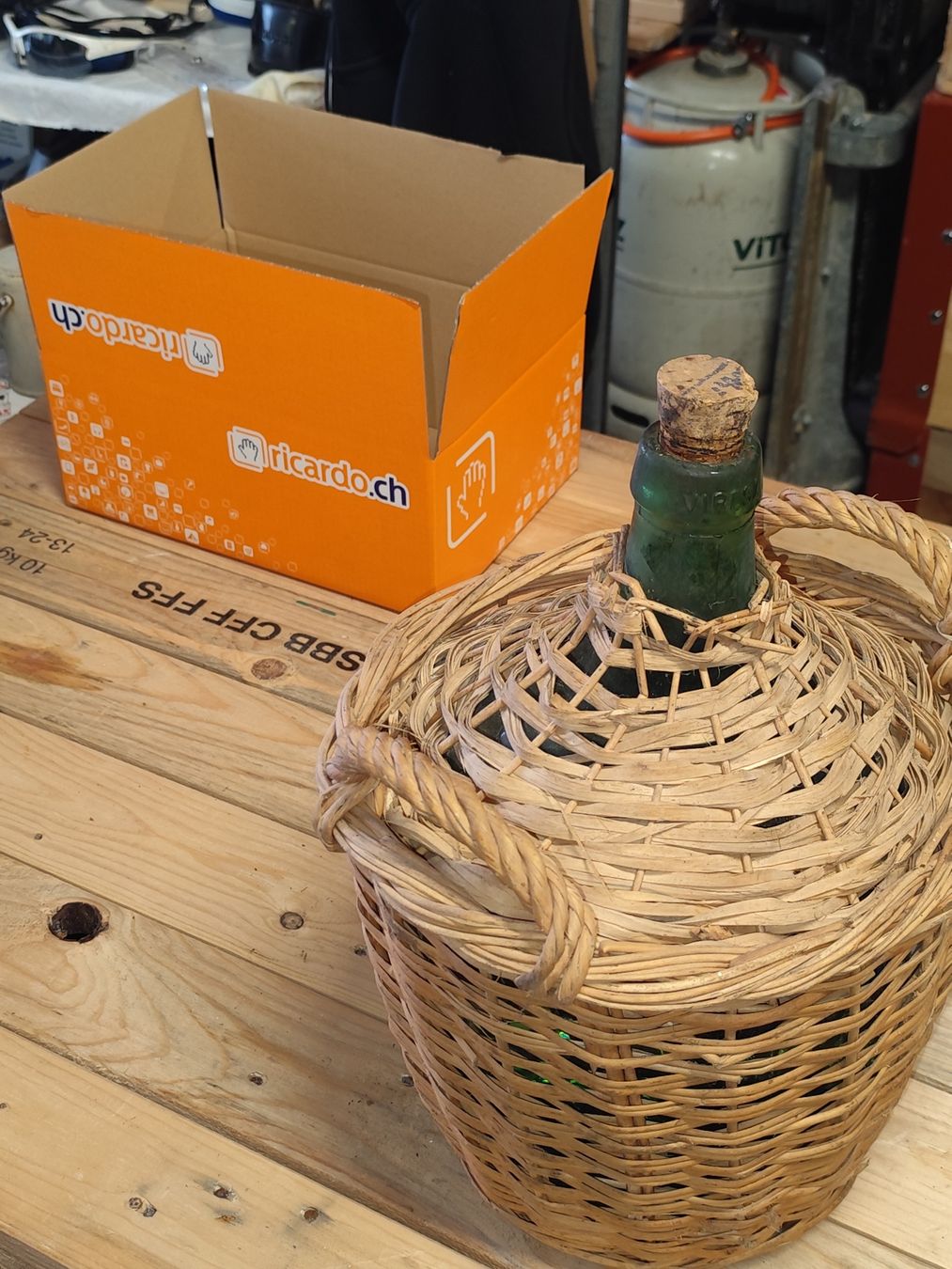 Bottiglie: 13 Korbflaschen  gebraucht, diverse Größen – Usato da Büsserach venduto da Vintage-vins 4