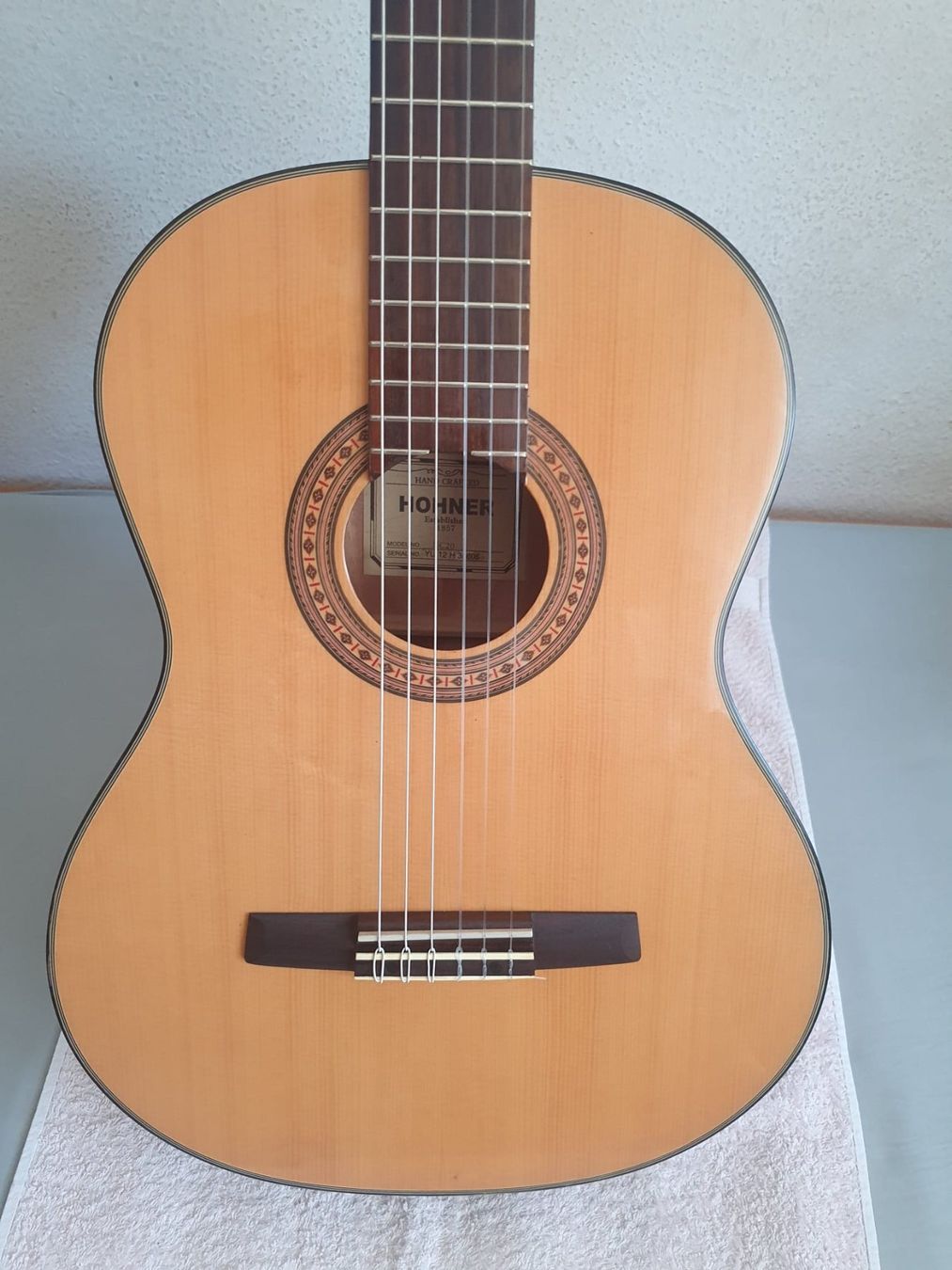 Hohner Strumenti musicali: Hohner HC20 Gitarre 1857 – Usato da Basel venduto da FirstClass4000 2