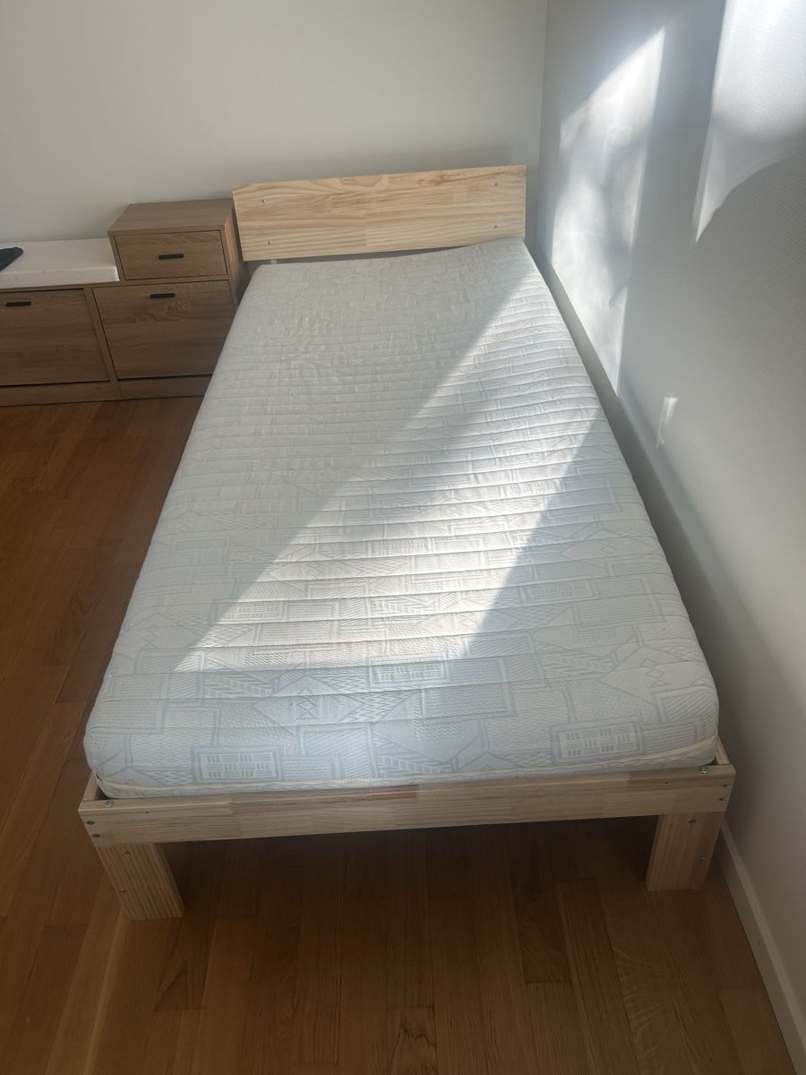 Lits: Single bed  – Neuf (Voir description) à Zürich par adp_wxw2