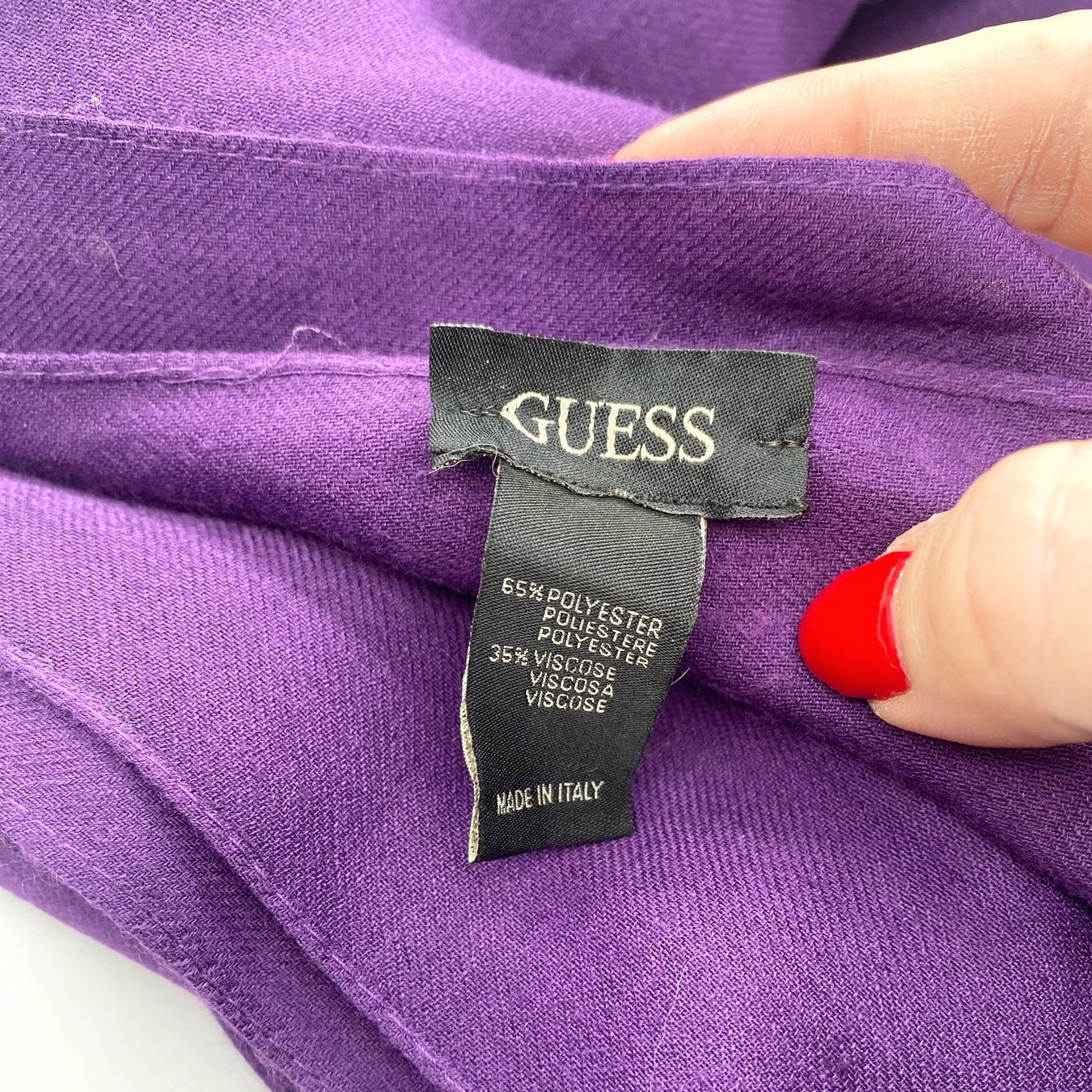 Guess Foulard & Sciarpe: Guess Schal, lila, mit Strass – Usato da Ronco sopra Ascona venduto da liz_dbg6 1