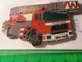 1 Grosser Feuerwehr Pin (D157)