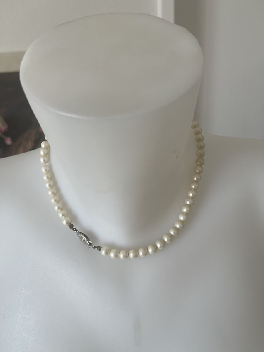 Catenine: Collier perles vintage longueur 39 cm fermoir – Usato da Kloten venduto da Vermicelles 5