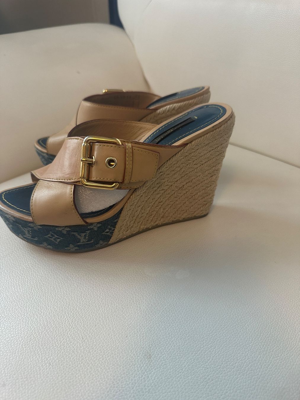 Louis Vuitton Chaussures femmes: Louis Vuitton Schuhe 38 – D'occasion à Glattbrugg par tina063 1