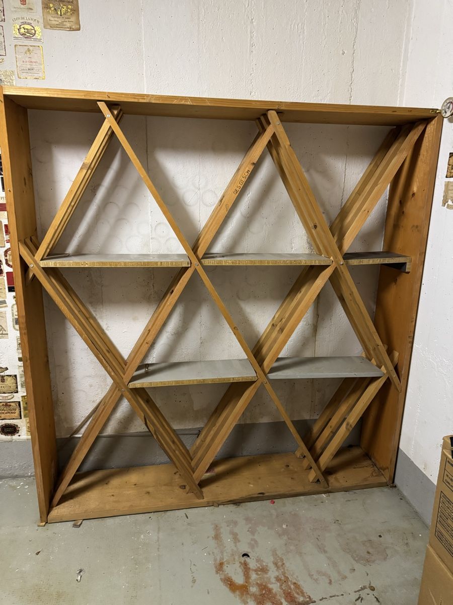 Scaffali: Weinregal, Holz, gebraucht – Usato da Le Sentier venduto da flo_dcg6
