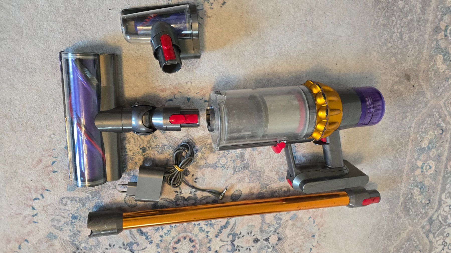 Dyson Aspirapolveri & Accessori: Dyson V11 – Usato da Wallisellen venduto da theblacksheep