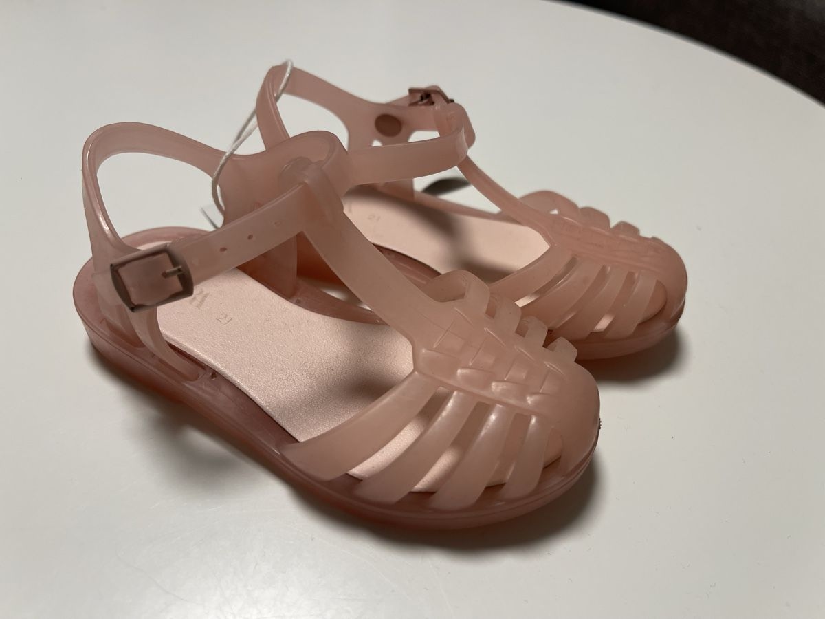 Zara Scarpe per ragazze: Badeschue/Sandalen rosa, Grösse 21 – Usato da Rapperswil SG venduto da Jule1410 2