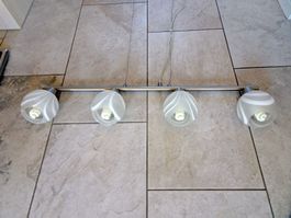 Deckenlampe mit 4 Spots, E14, Top Zustand für Wohnzimmer!