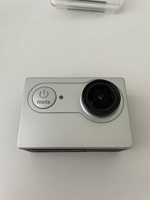 Action Cam: Action Camera 4K Ultra HD / Wi-Fi / Waterproof – Usato da Uetikon am See venduto da CarlosN01