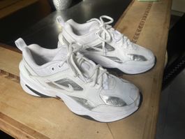 Nike Schuhe 39