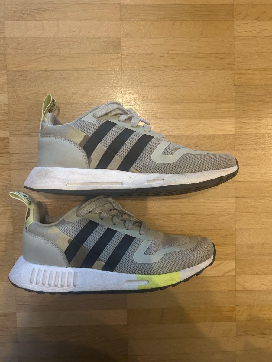 Adidas Scarpe da uomo: Adidas Sneakers Grösse  36.5 – Usato da Aesch venduto da igullleo 1