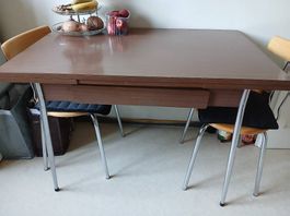 Table à manger extensible des deux côtés