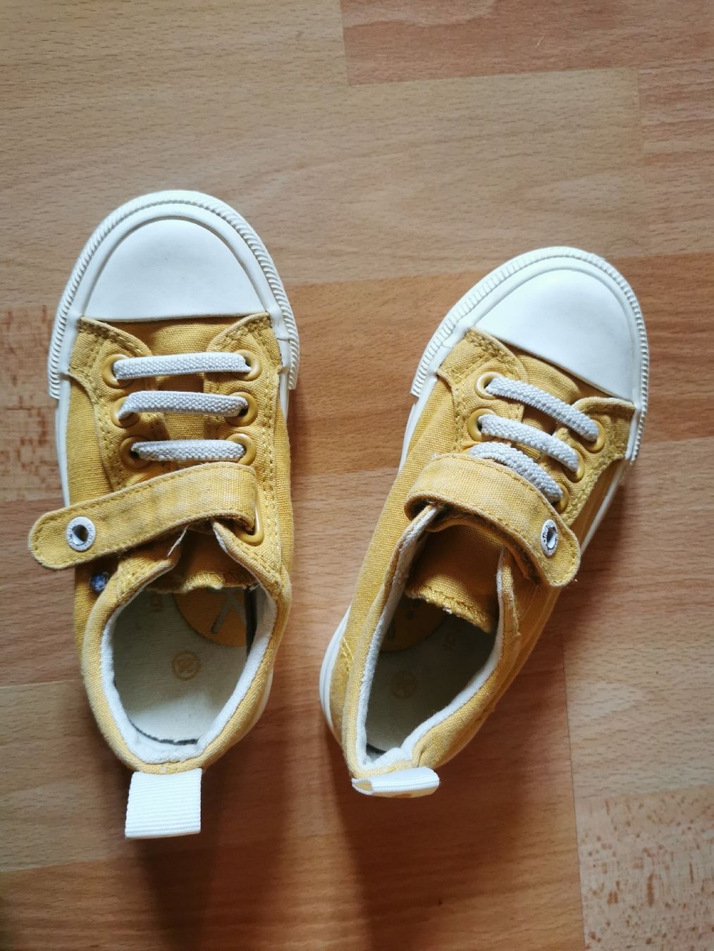 Scarpe per ragazzi: Basket moutarde Okaidi taille 26 – Nuovo (secondo la descrizione) da Château-d'Oex venduto da coraynaud96 1
