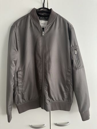 Herren Übergangsjacke von Jack&Jones Gr. M grau Top Zustand